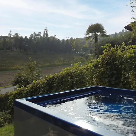 Asilo In 3* バローロ